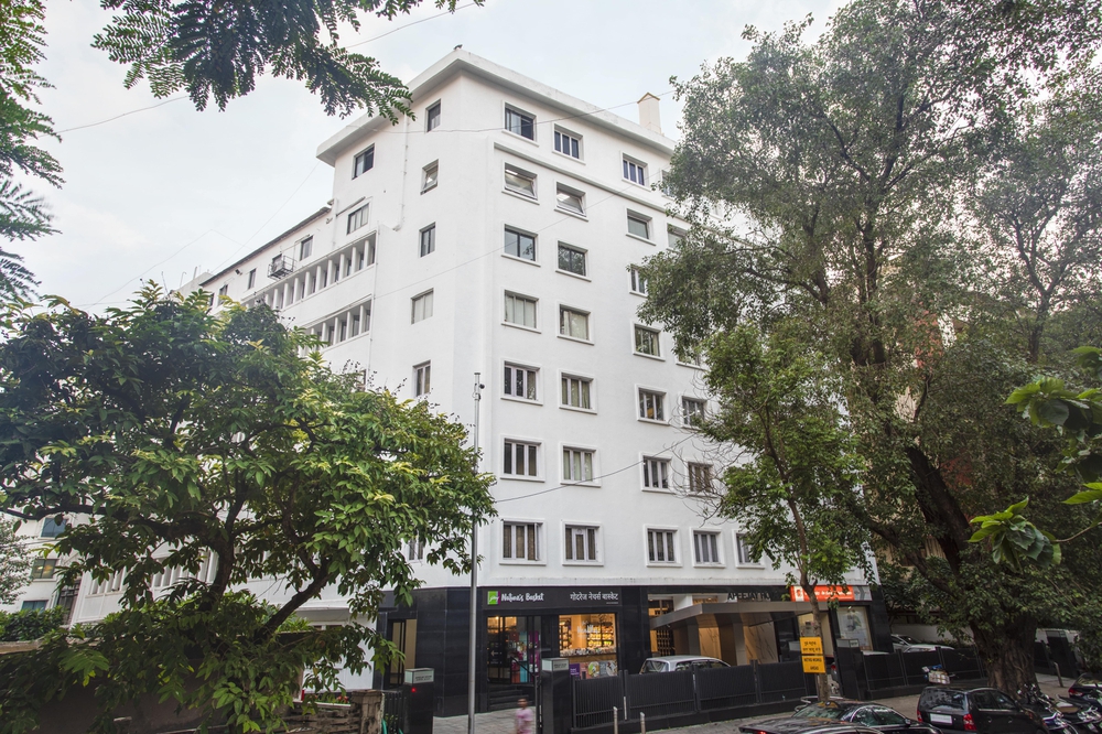 Apeejay Business Centre in Churchgate