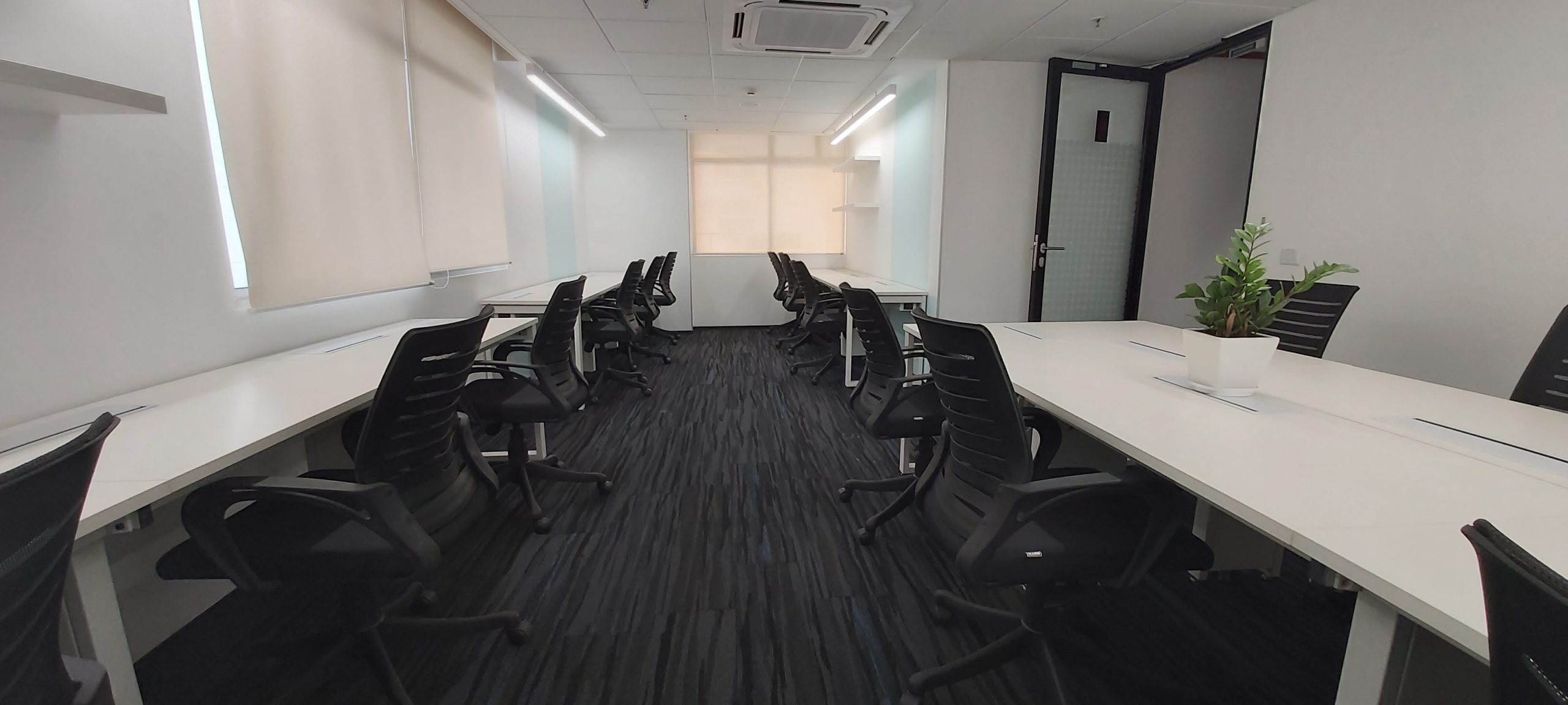 Apeejay Business Centre in Connaught Place