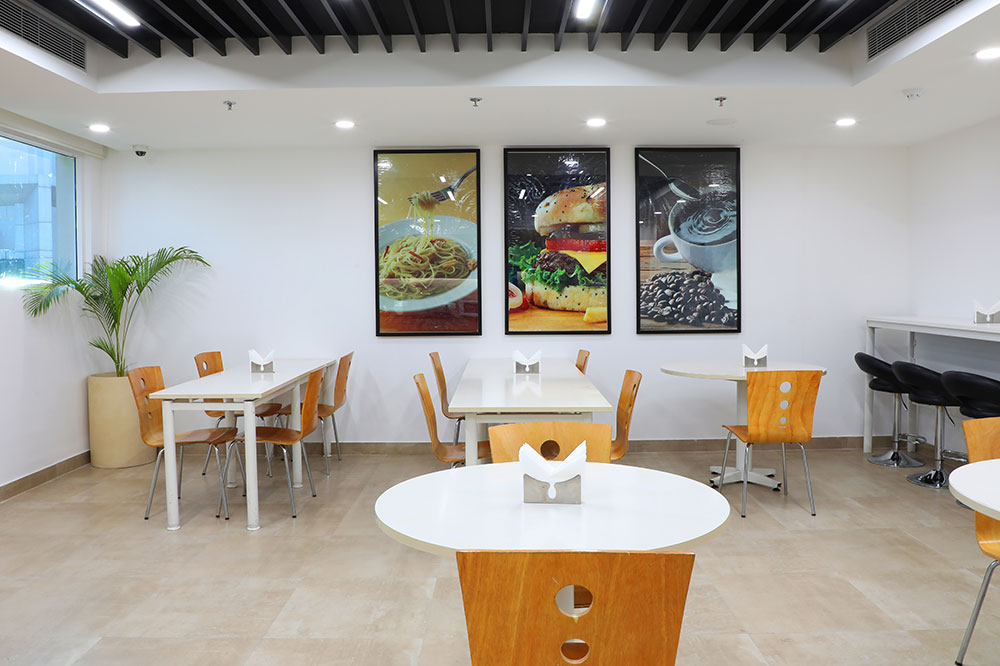 Vatika-Business-Centre-in-YogaNandMarg-08