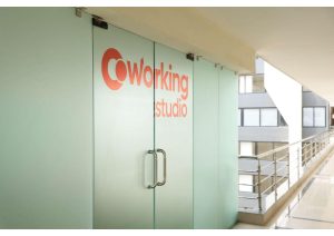 Coworking Studio Mahavir Tower in Main Road