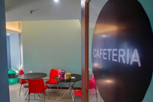 Coworking Studio Mahavir Tower in Main Road
