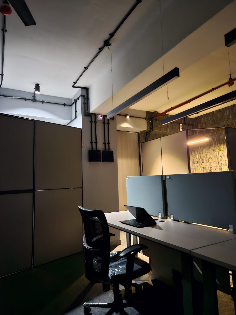 COZONE CO-WORKING SPACE at Mota Varachhaa