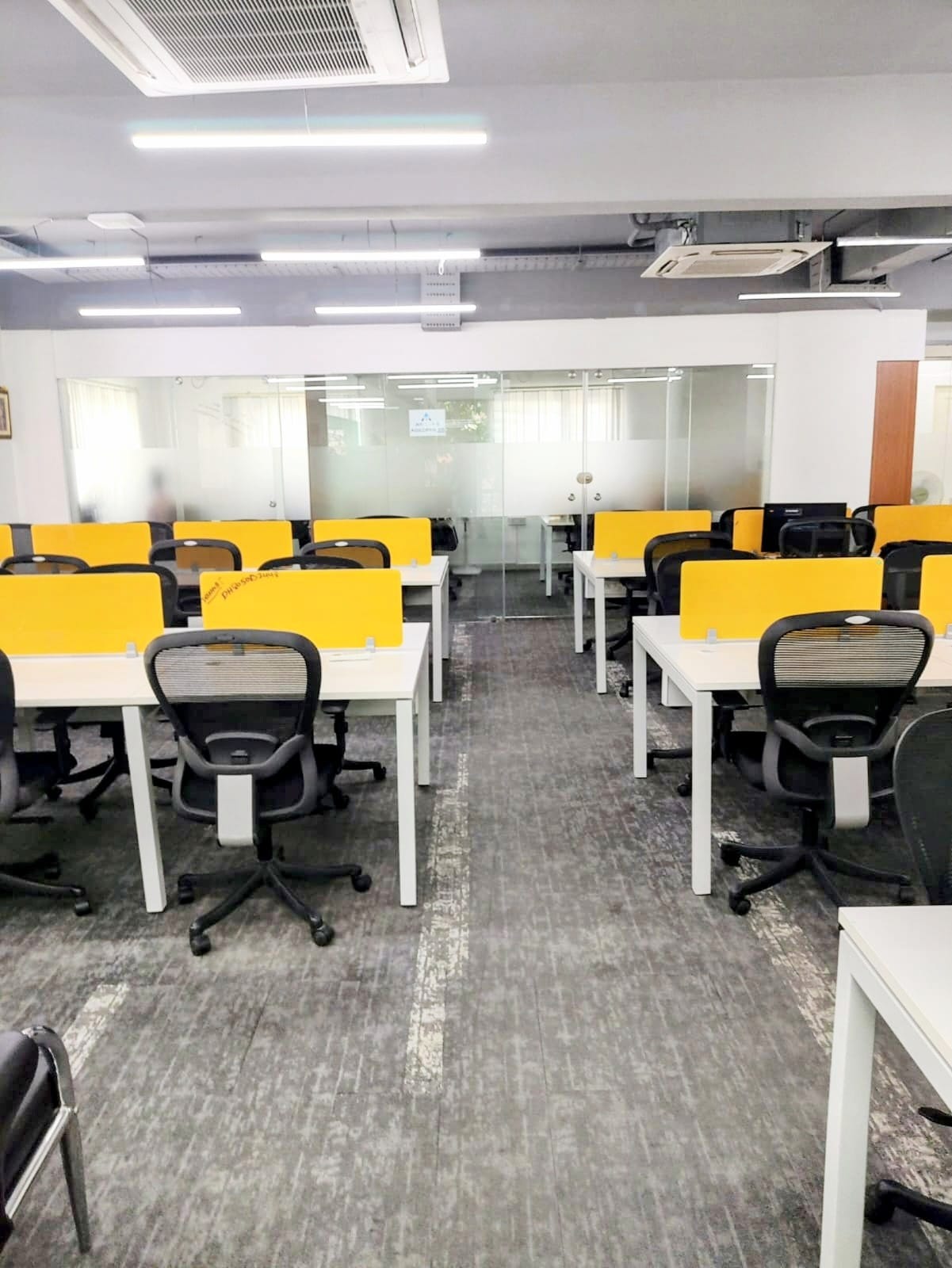DeskHub