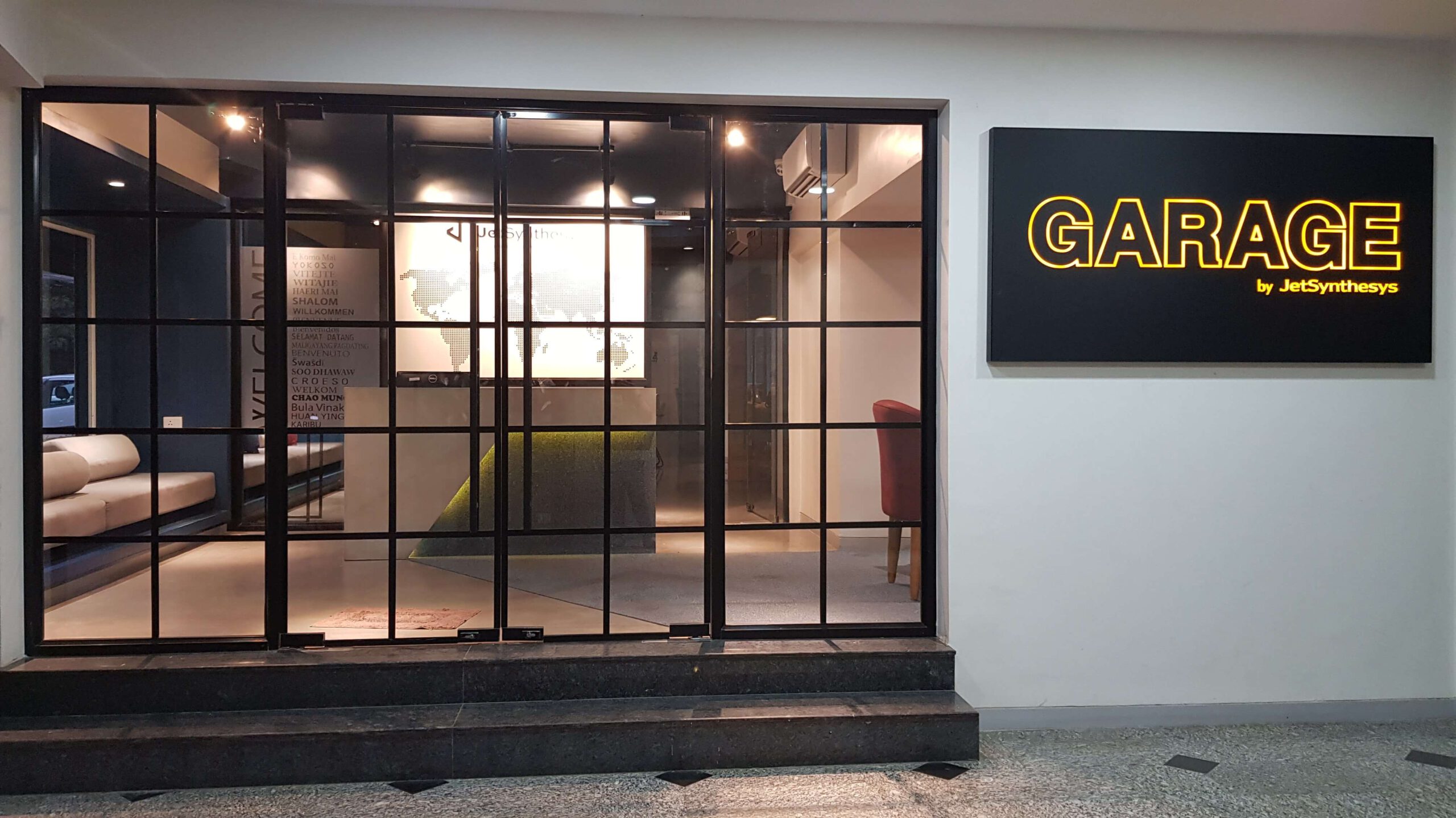 Garage in Mangaldas Rd