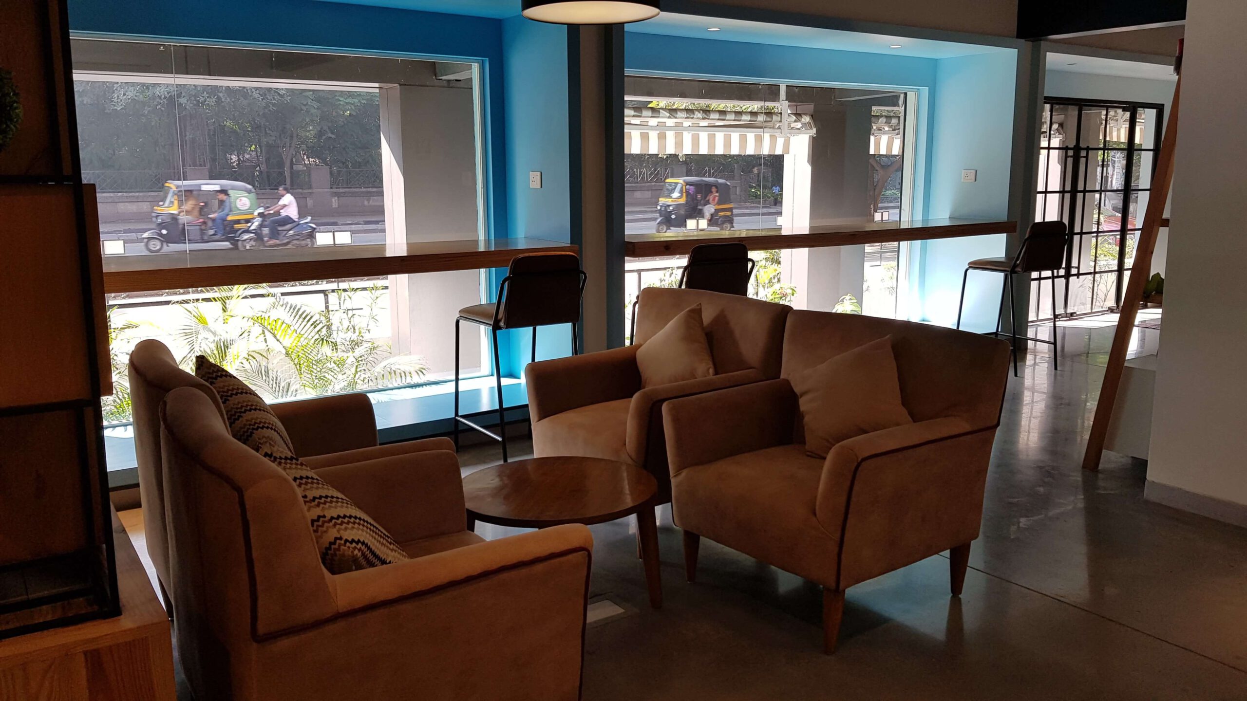 Garage in Mangaldas Rd