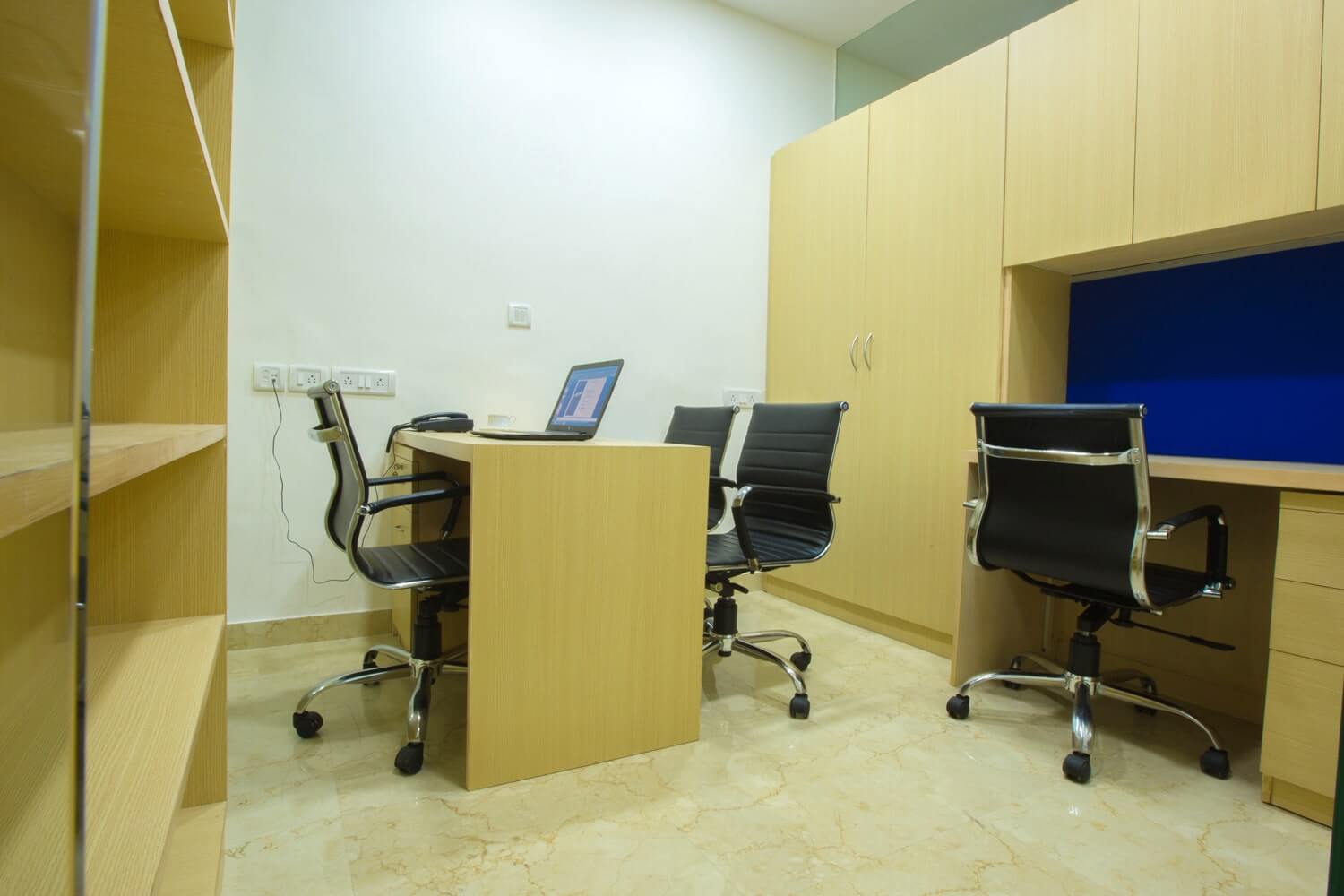 Hub-And-Oak-in-Defence-Colony(C Block)-04