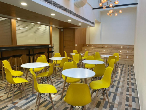 Hub And Oak in Defence Colony(E Block)