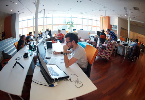 Hustle Cowork in HSR Layout