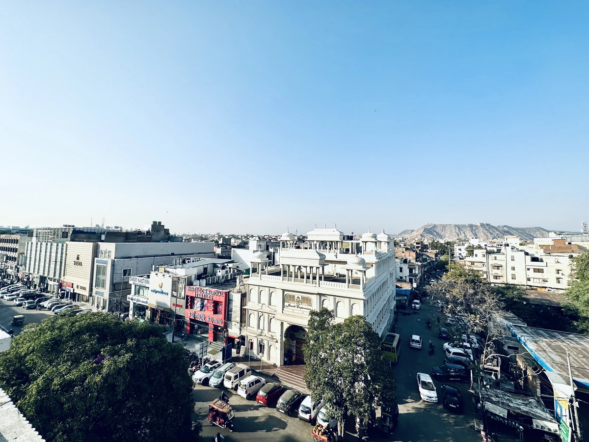 IKSANA Workspaces by Pannal in M.I. Road