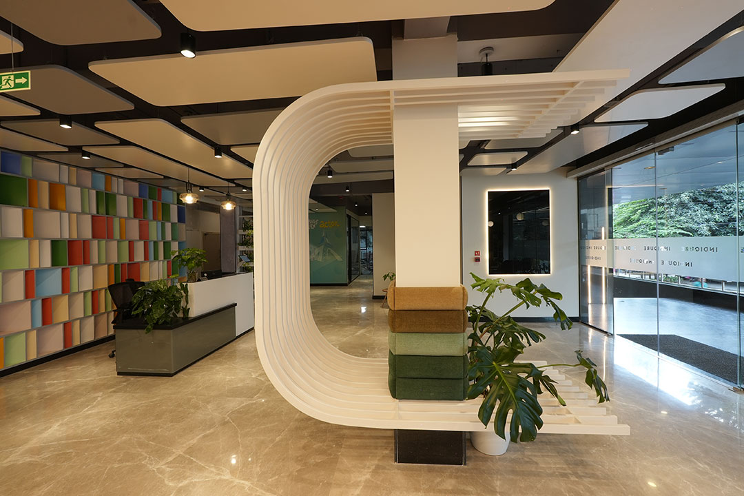IndiQube-Sapphire-in-MG-Road-11