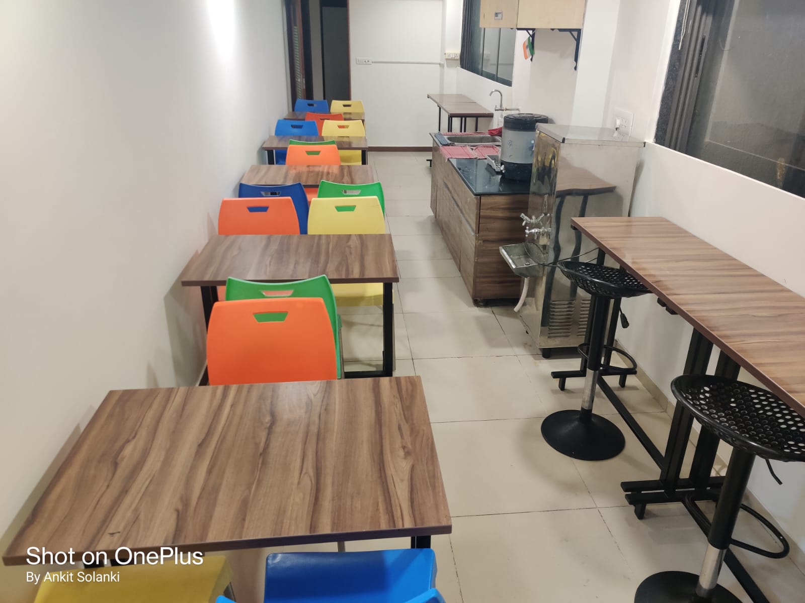 Luxuria Clubs &amp; Coworks Vastrapur Satellite