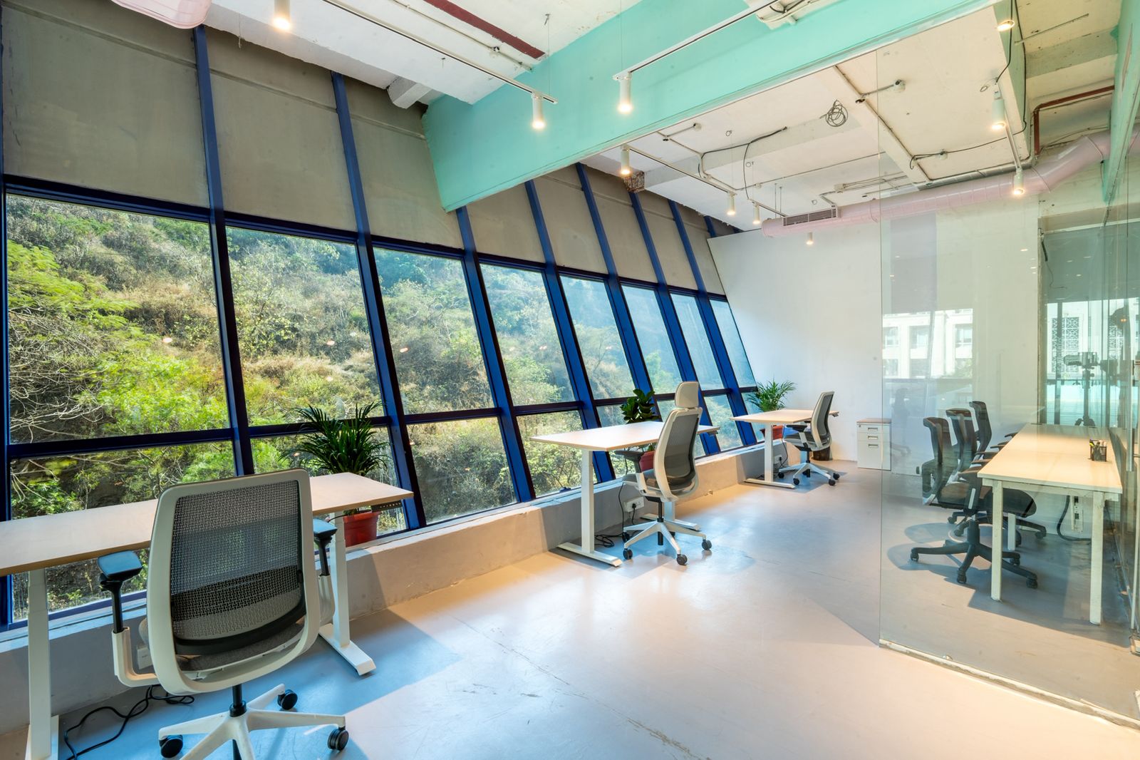 OF10 COWORKING SPACES window office