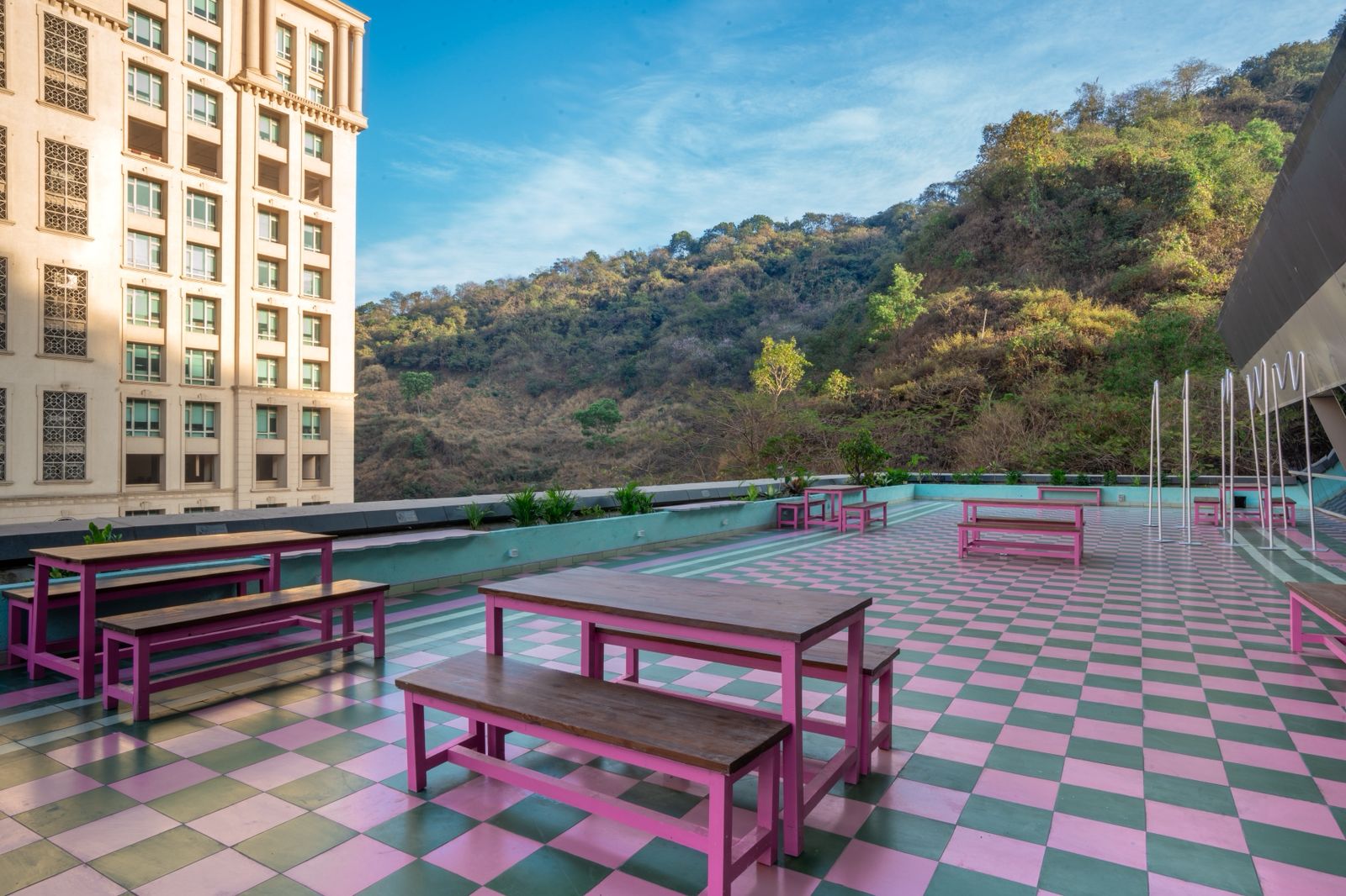OF10 COWORKING SPACES window office