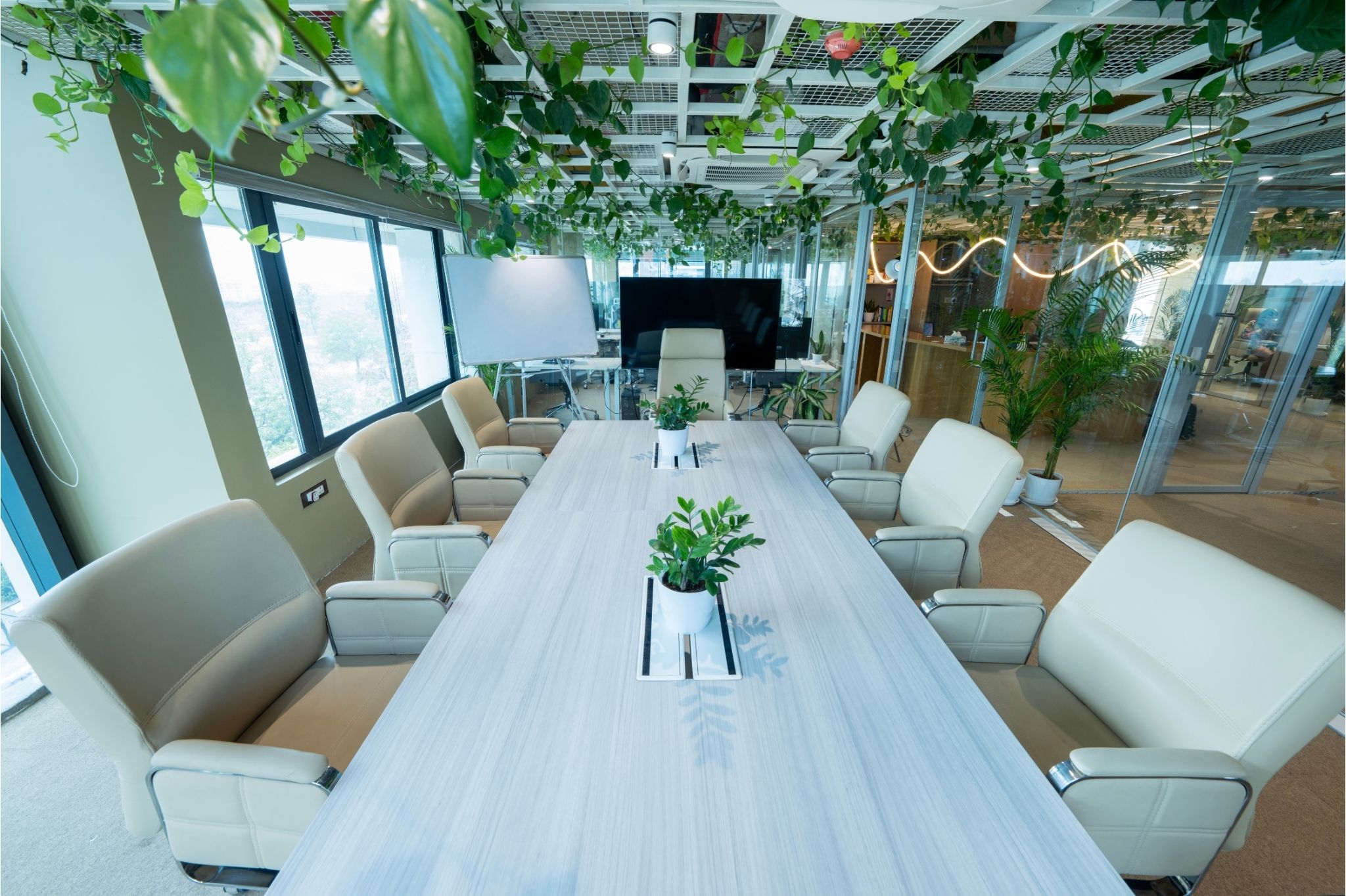 Pinakin Spaces at HITEC City