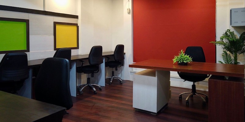 R Worksquare in MP Nagar