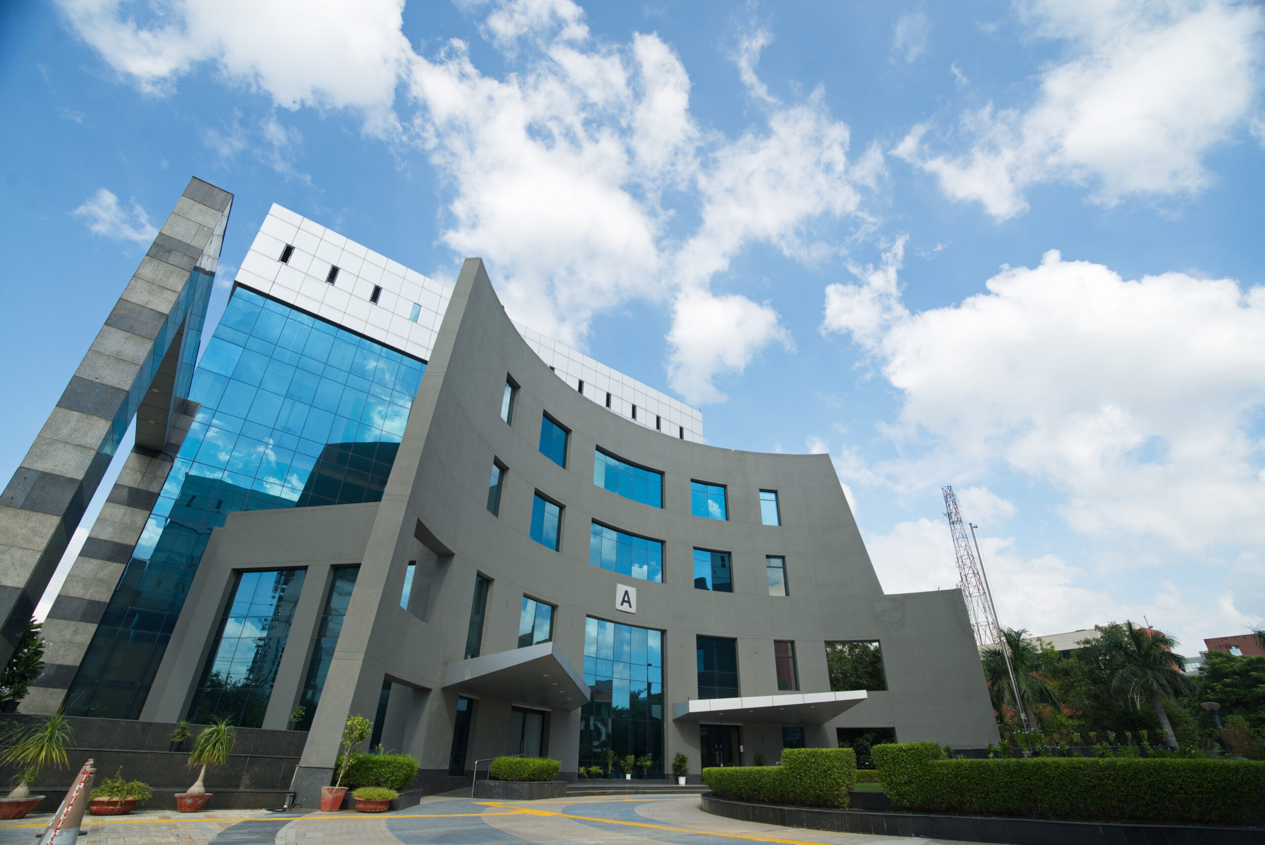 Smartworks Corporate Park in Sector 125