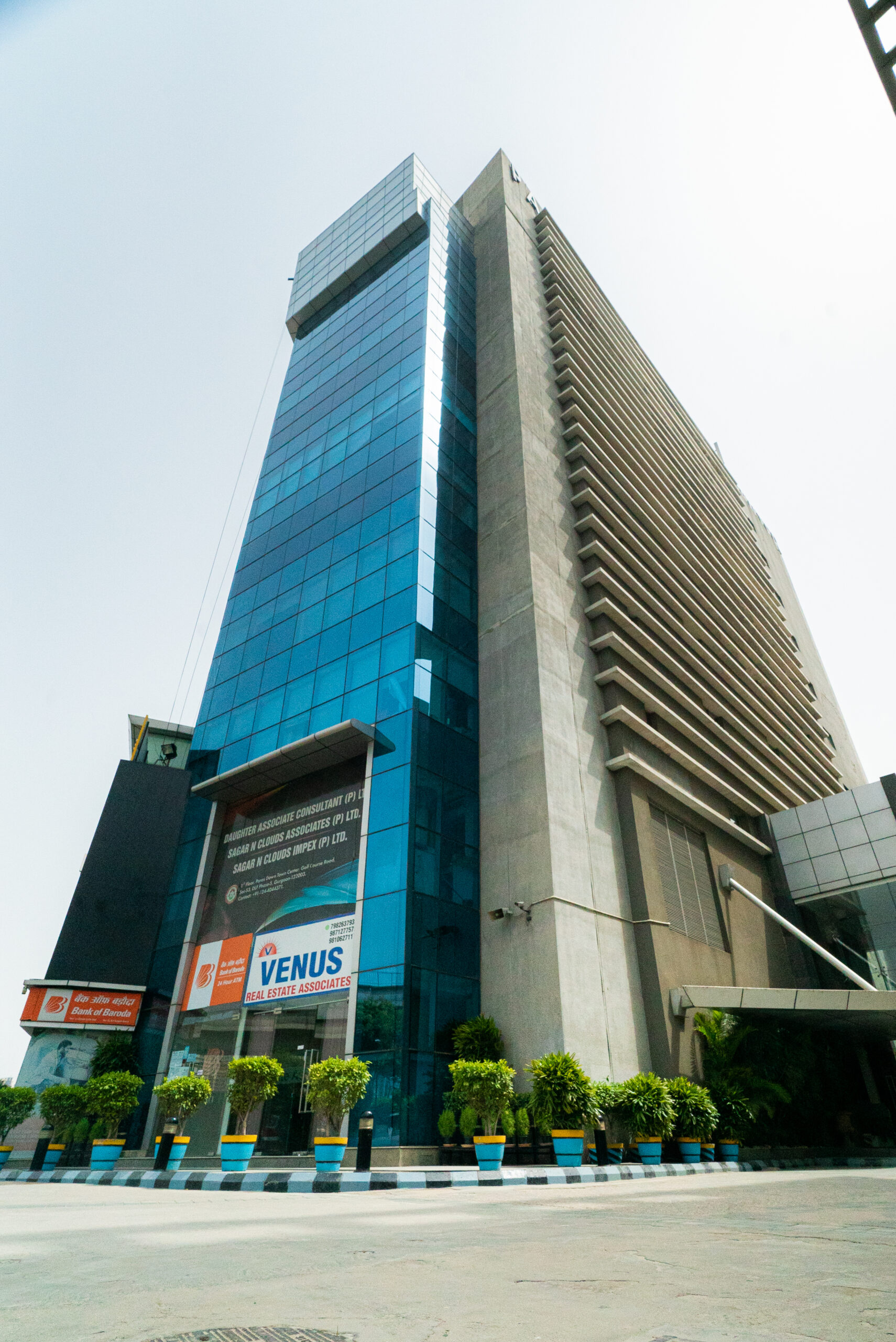 Smartworks-Paras-Downtown-Center-in-Sector53-09