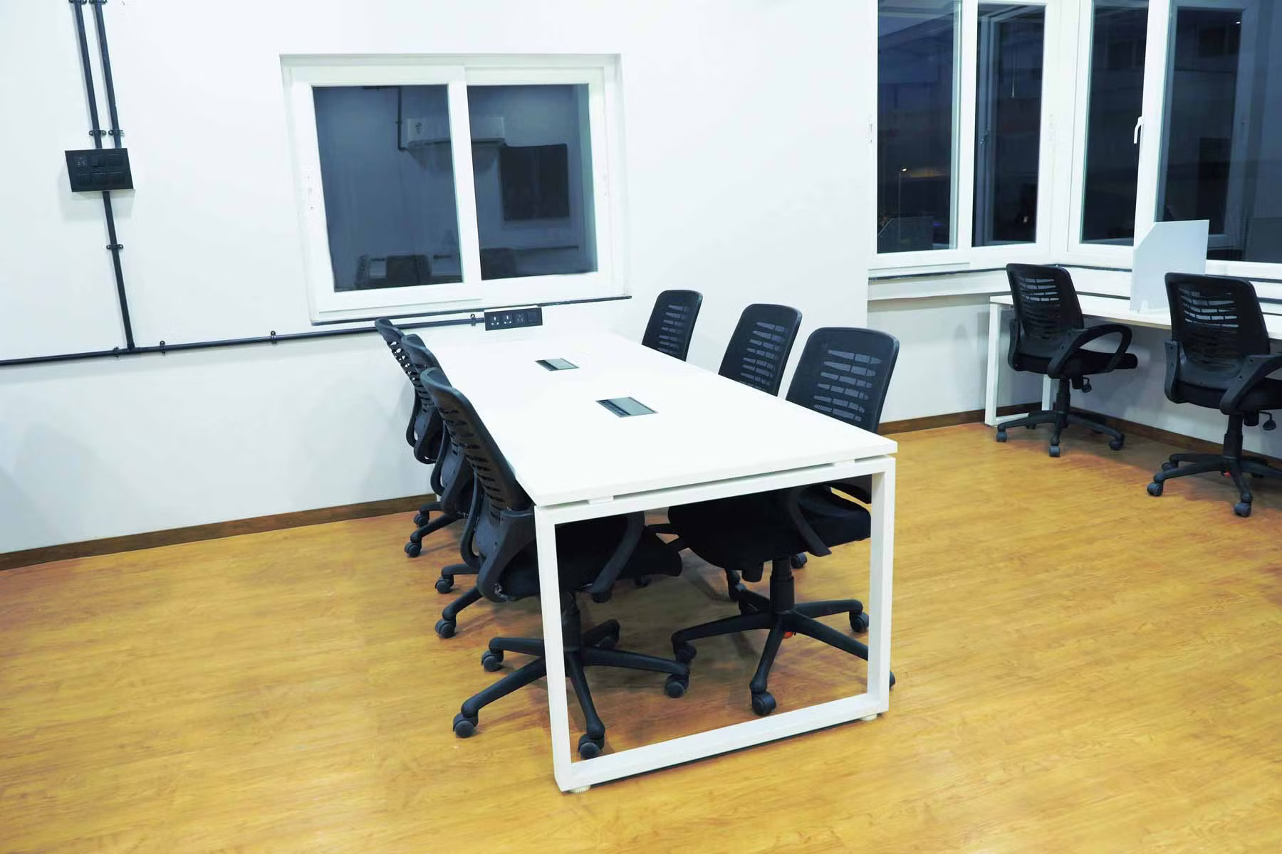 Space Lounge in Majura Gate