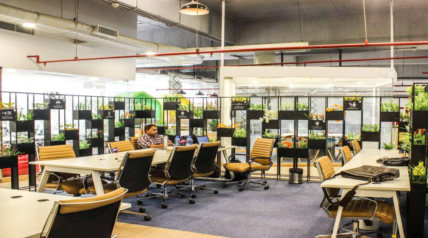 The-Office-Pass-in-CyberCity-04