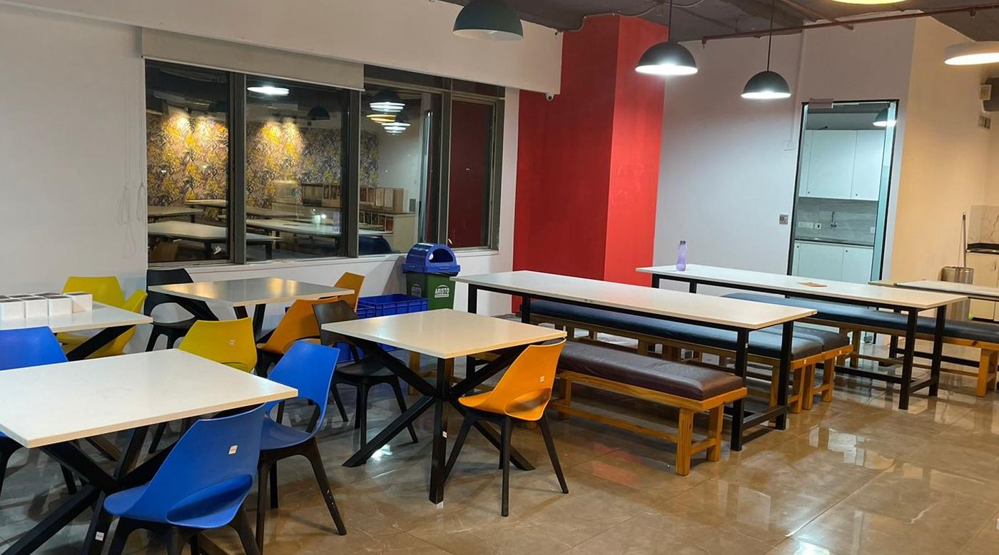The-Office-Pass-in-Unitech-Cyber-Park-04