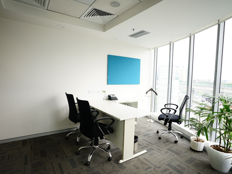 Vatika Atrium 1 in Golf Course Road