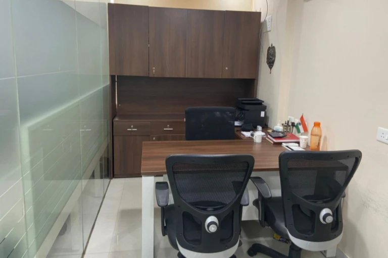 Workcave-Coworking-in-Sector37-07