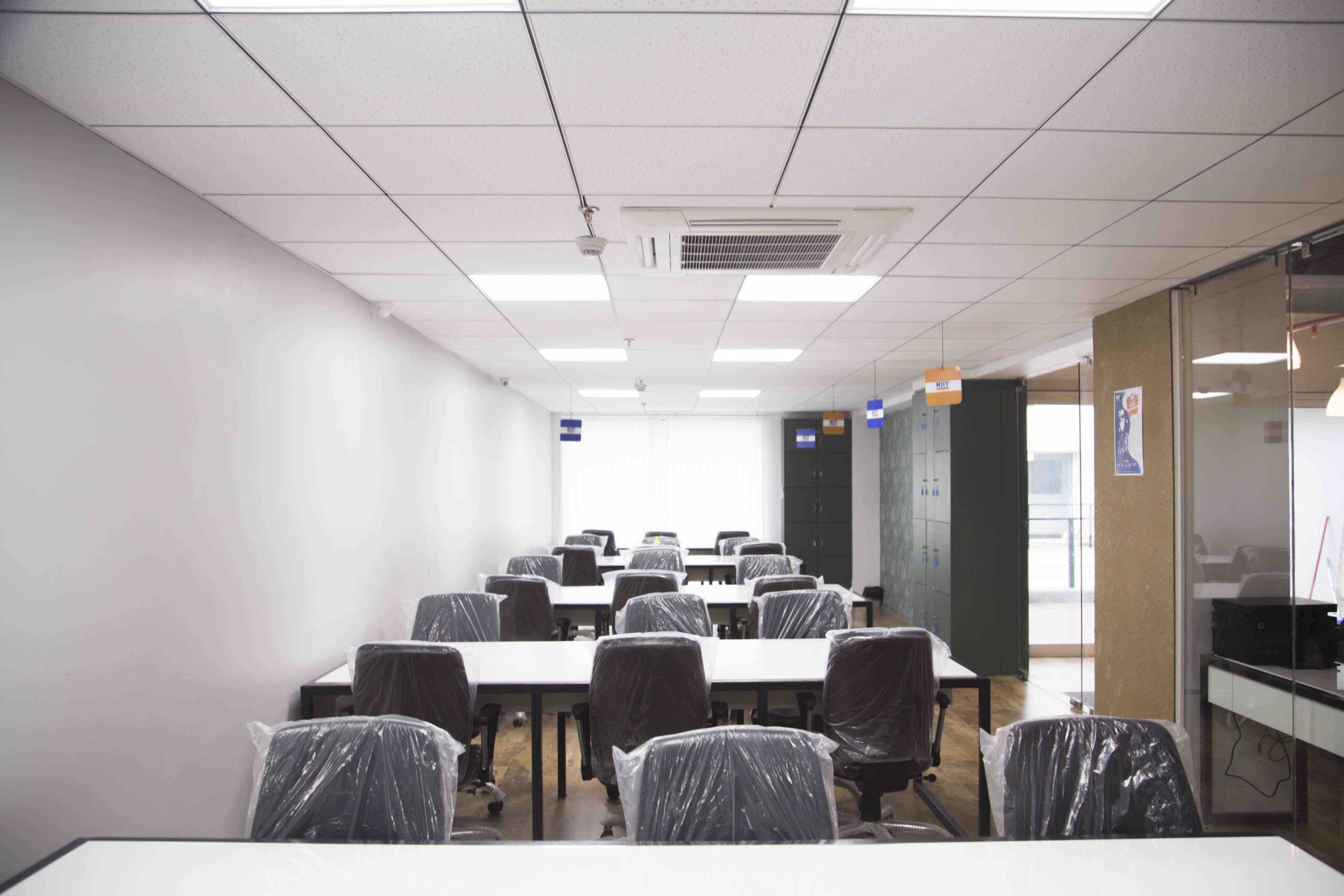 Workloop Co-Working in Esplanade One Mall